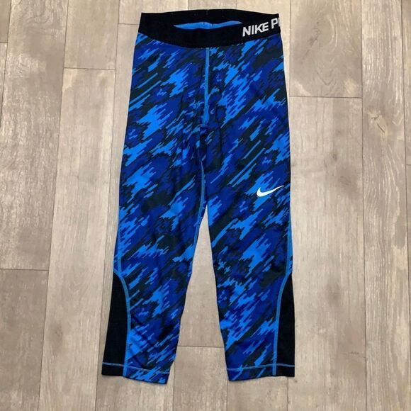 Womens Nike Pro Dri Fit Capri Leggings‎ - Picture 1 of 8